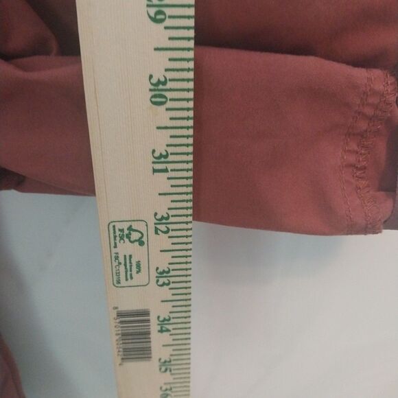Kuhl Women's Roll Up Cargo Pants Sz 12 Rust Snap Pockets Gorpcore Hiking Camping - Picture 4 of 15